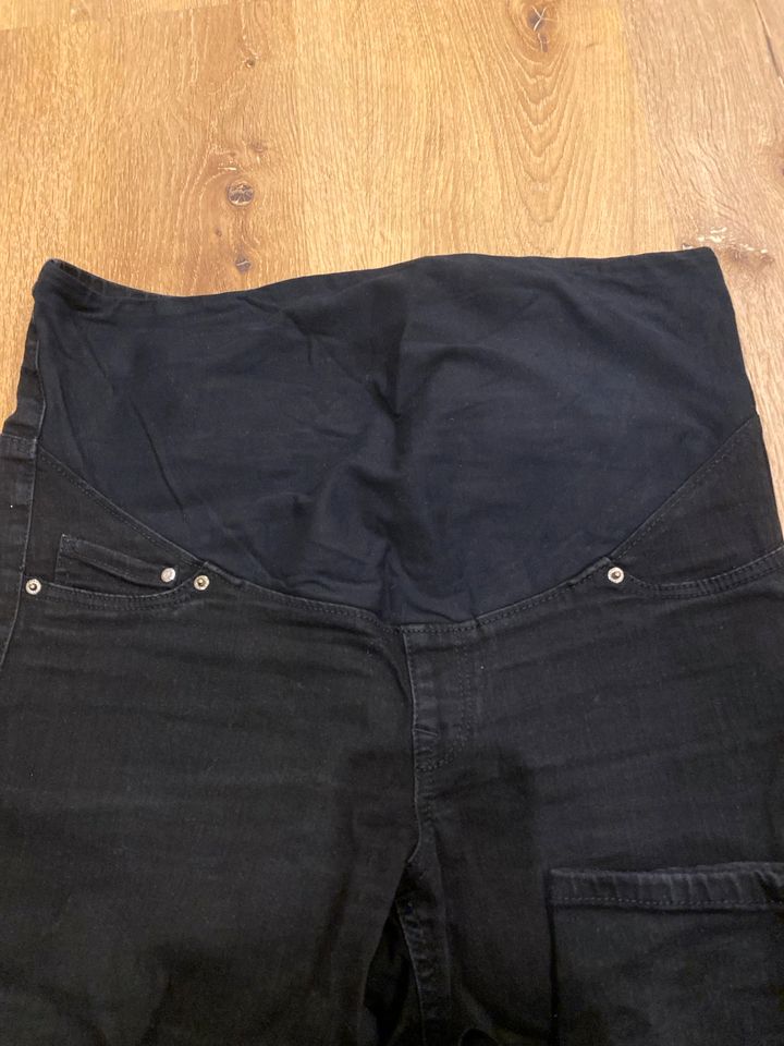 Jeggings Umstand schwarz in Heiligenroth