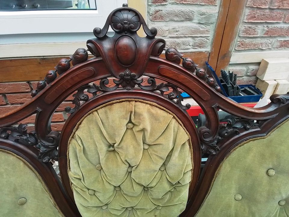 Sofa & passender Armlehnstuhl von 1870/1880 in Bad Driburg