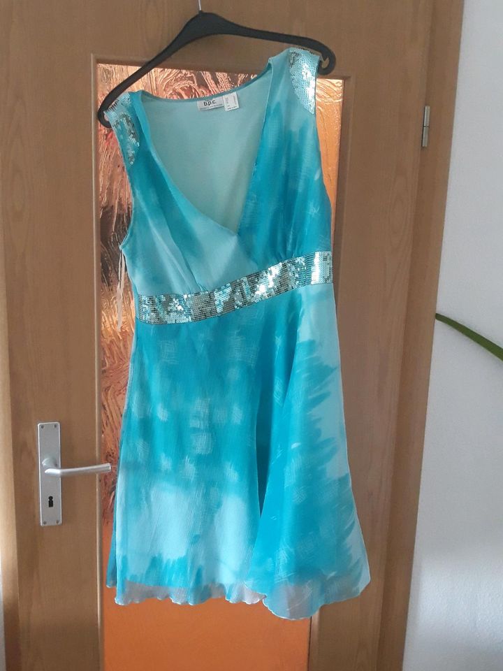 Damenkleid in Gelenau