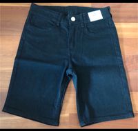 NEU mit Etikett h&m Jeans schwarz kurz Shorts Junge Gr. 140 Nordrhein-Westfalen - Solingen Vorschau