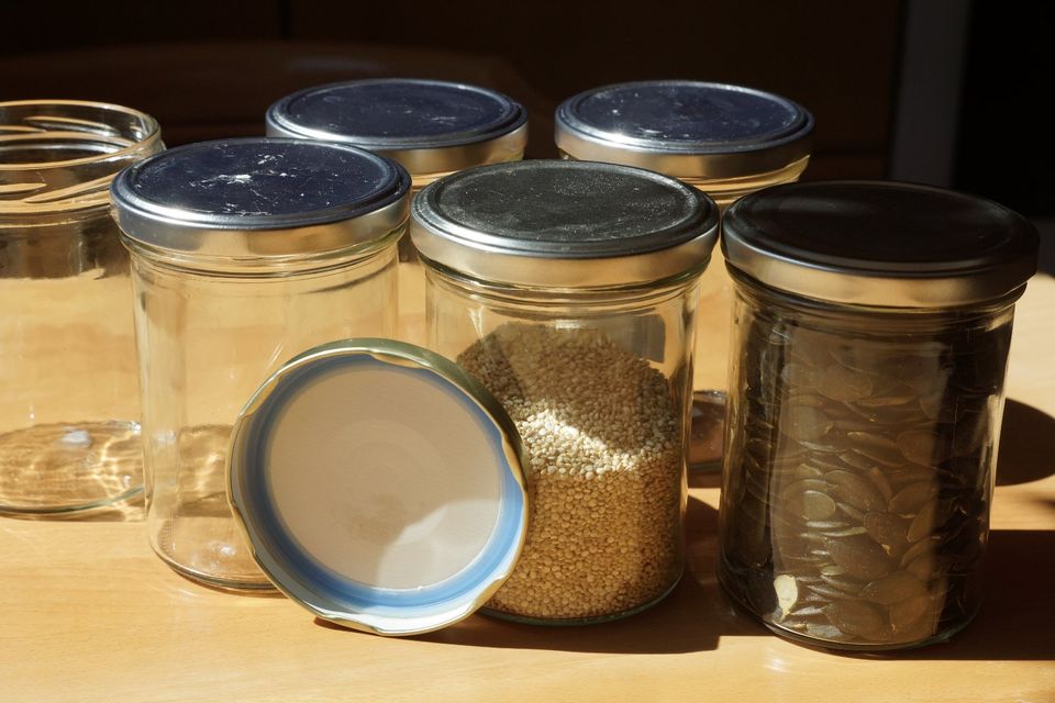 10 Einmachgläser/Gläser mit Deckel Glas statt Plastik ganzjährig in Sasbach