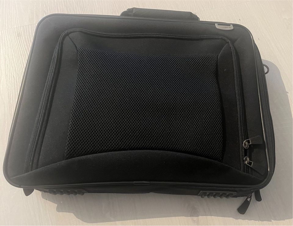 Laptop Tasche Dicota in Ulm