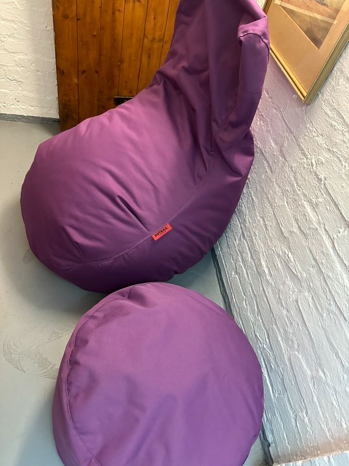 Outbag Sitzsack und Sitzhocker/Beistelltisch lila in Werne