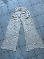 Zara creme leichte Hose Gr. S / 36 Sachsen-Anhalt - Bernburg (Saale) Vorschau