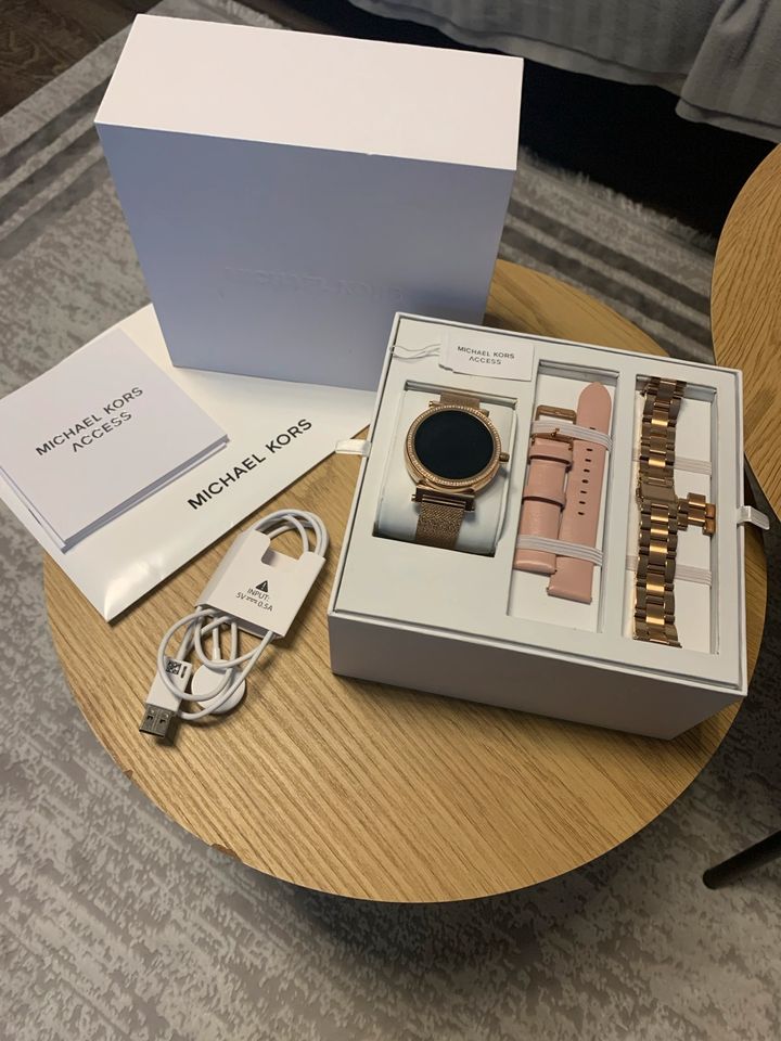 Michael Kors smartwatch Sofie MKT 5043