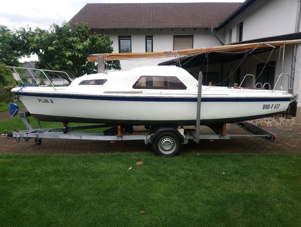 Segelkajütboot Segelboot Kajütboot Motorboot Angelboot 660x250cm in Kloster Lehnin