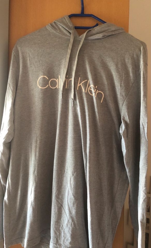 Calvin Klein Hoodie in Emmerting