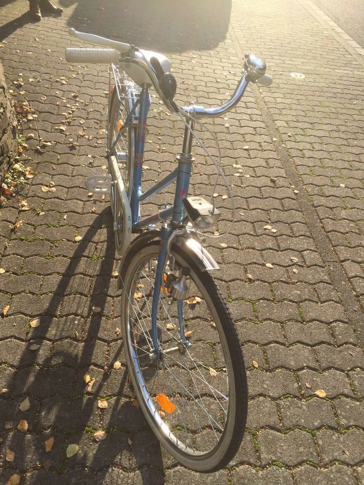 Damenfahrrad Retro von Alfira in Oberwesel