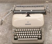 " Vintage " Schreibmaschine von Adler Saarland - Riegelsberg Vorschau