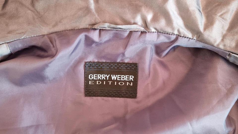 Gerry Weber Übergangs-/Steppjacke Damen Gr. 44 grau/silber in Schwerin
