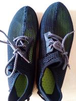 Kinder Schuhe in schwarz mit Netz, Größe 38/ 39 Nordrhein-Westfalen - Leverkusen Vorschau