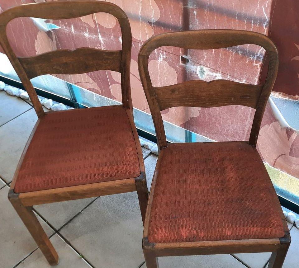 Stühle alt 2 Stück in Leipzig