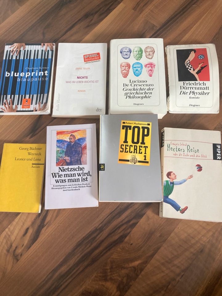 Diverse Bücher einzeln oder alle VB in Köln