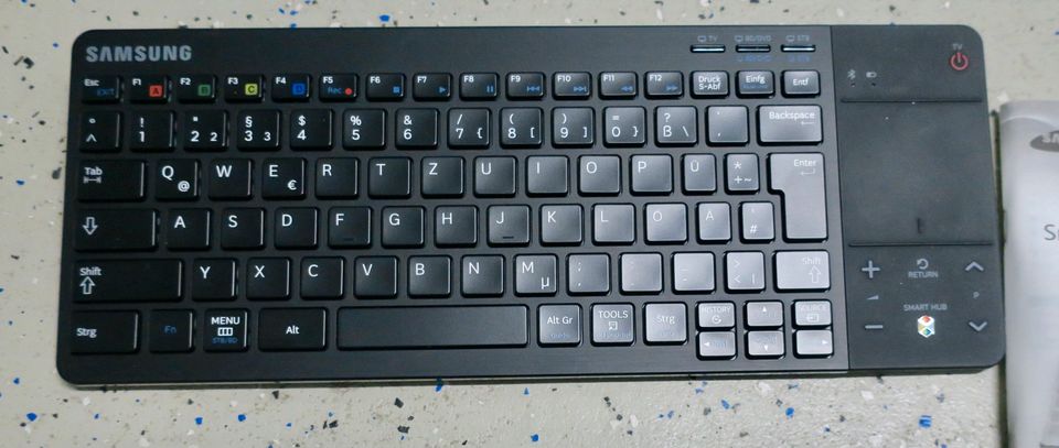 Smart Wireless Keyboard in Bad Staffelstein