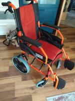 Kleiner Rollstuhl 2 Monate alt, 41 cm Sitzbreite Niedersachsen - Wiesmoor Vorschau