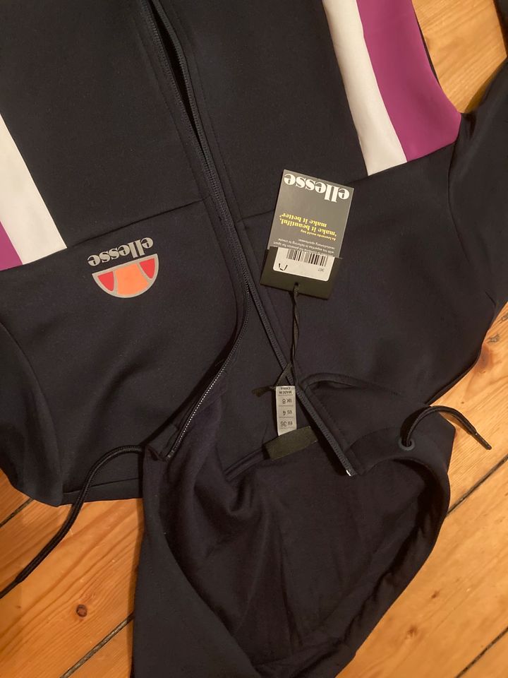 Ellesse Softshell-Jacke Damen neu  Größe 36 schwarz in Halle