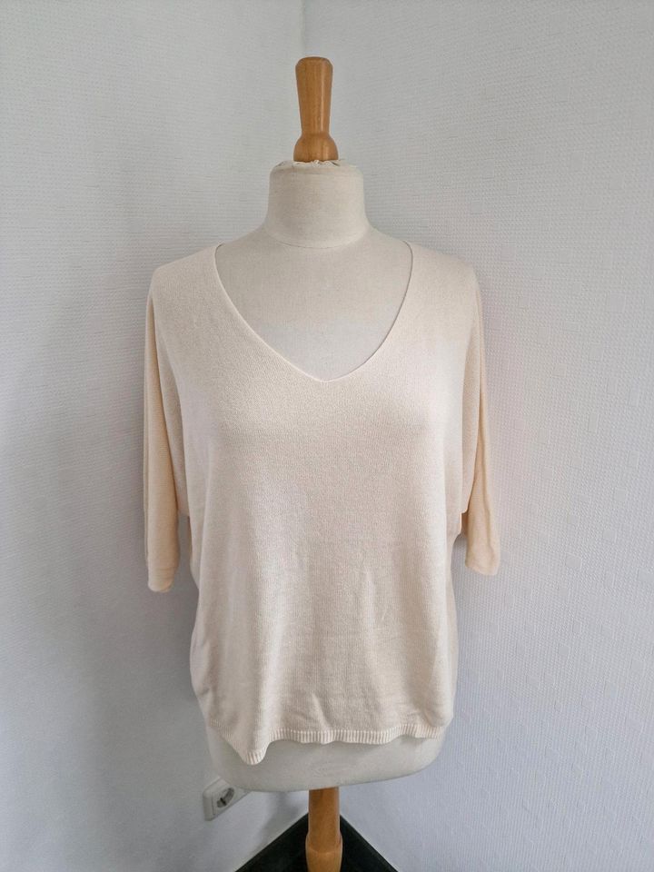 NEU - schöner Fledermaus-Pullover Made in Italy 38-42 creme in Heinsberg