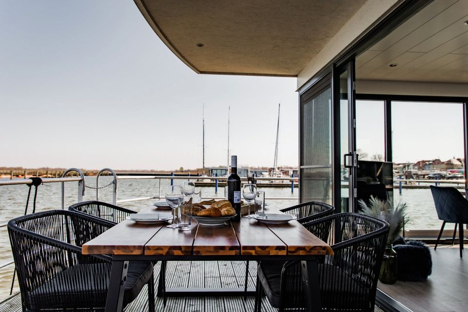 Hochwertiges Hausboot an der Ostsee für langfristige Erholung in Berlin