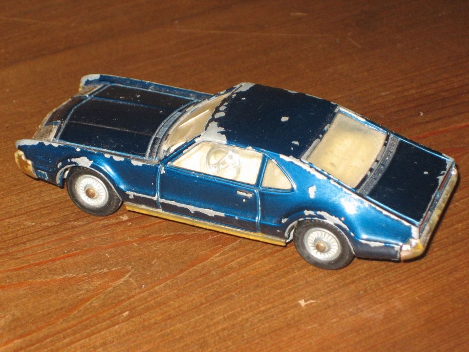 Corgi, Oldsmobile Toronado 1:43 in Regensburg