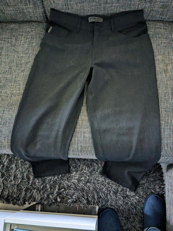 Herren Anzug Hose Alberto gr 48 schwarz meliert in Gelmer