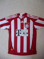 FC Bayern München T-Shrit Gr. 164 rot weiß Müller Hessen - Dillenburg Vorschau