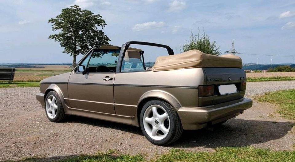 VW Golf I Cabrio, H-Kennzeichen, Erdbeerkörbchen in Donsieders