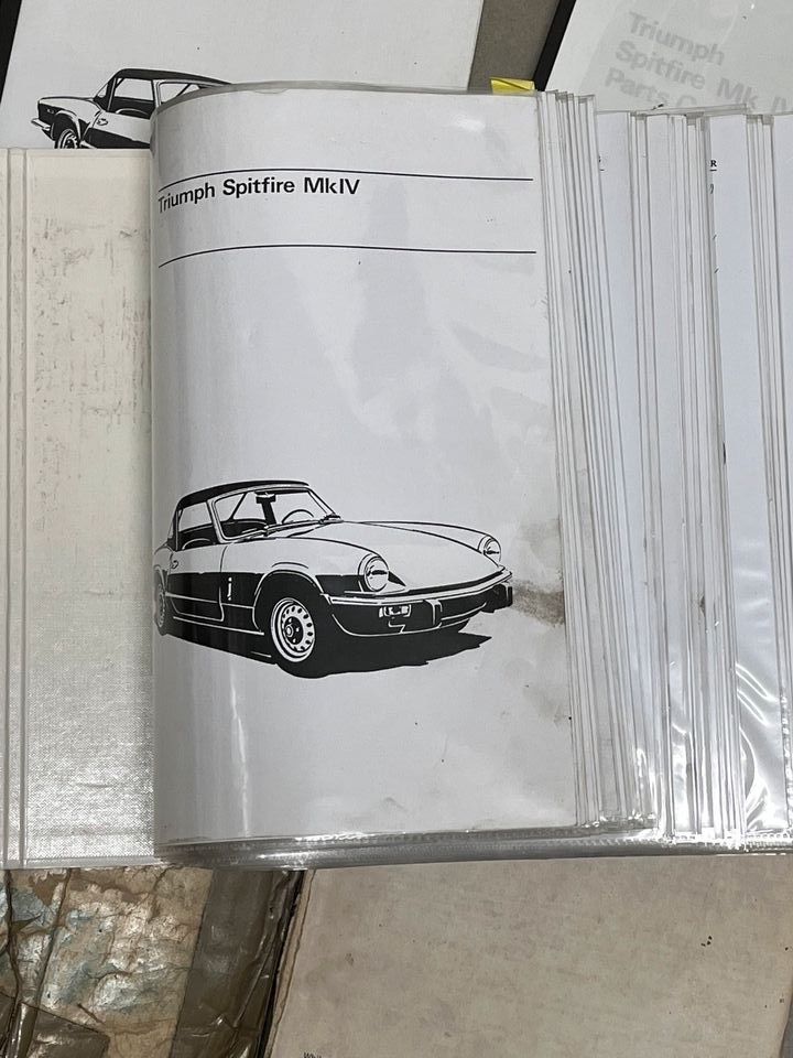 Triumph Spitfire TR Buch Literatur Bediungnsanleitung  etc. in Neuenstadt