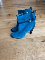 Stiefelette aus Wildleder mit Lackdetails Bayern - Memmingen Vorschau