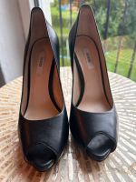 Guess Absatzschuhe Damen Größe 39 schwarz Business neuwertig Nordrhein-Westfalen - Waltrop Vorschau