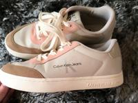 Calvin Klein Jeans Sneaker Gr. 40 Schuhe top Leder Saarland - St. Wendel Vorschau
