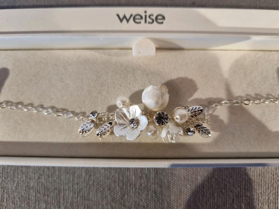 Brautschmuck Armband floral (Neu, ungenutzt) in Neuenkirchen