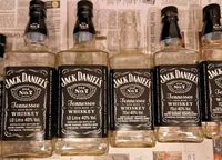 Leere Jack Daniels Flaschen abzugeben Baden-Württemberg - Gengenbach Vorschau
