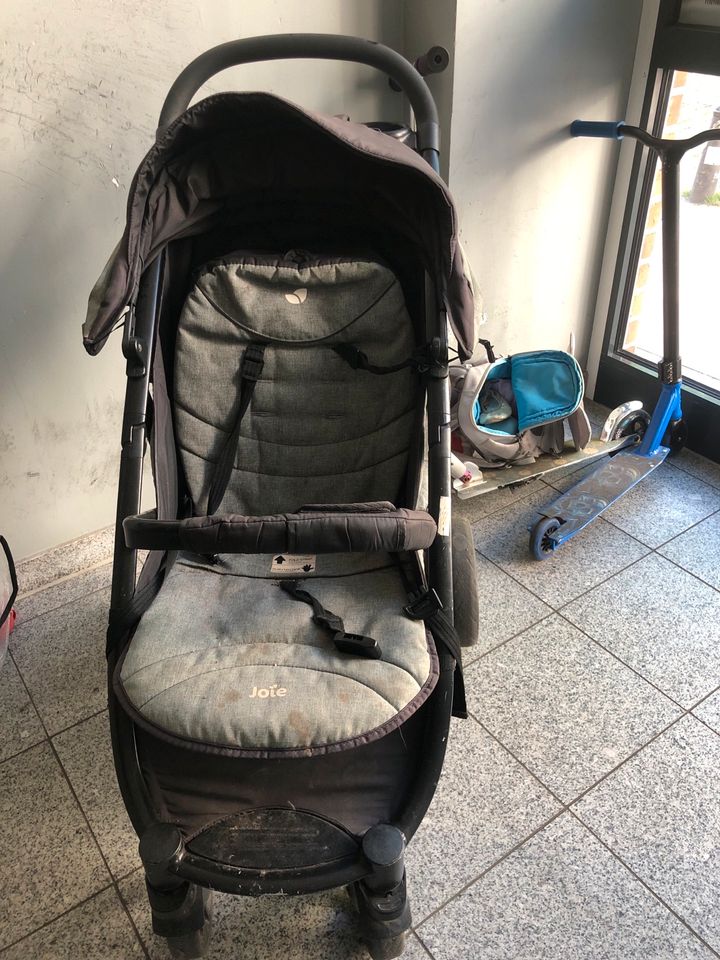 Joie Kinderwagen in Hamburg