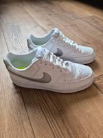 Nike Sneakers weiß Bayern - Pfreimd Vorschau