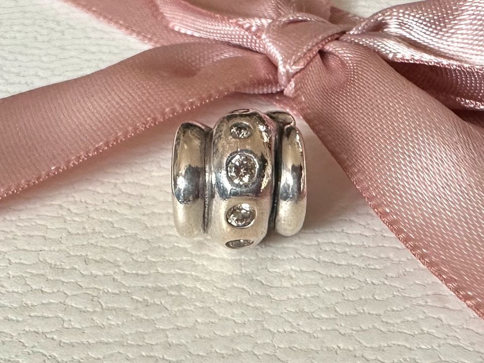 Pandora Charm Liebesknoten Champagner Zirkonia Silber 790328CCZ in Ronnenberg