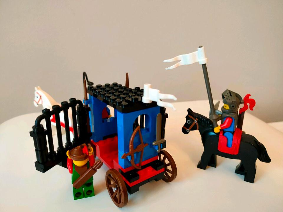 Lego Castle 6042 Dungeon Hunters mit Anleitung 90er Vintage in Hamburg