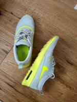 Nike Sneaker Low Hellgrau-Neon Gr 40 Bayern - Maisach Vorschau