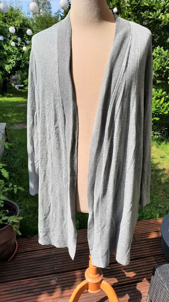 ☆ Strickjacke, grau, Yessica, C&A, 48/50, XL, hellgrau in  Nordrhein-Westfalen - Solingen | eBay Kleinanzeigen ist jetzt Kleinanzeigen