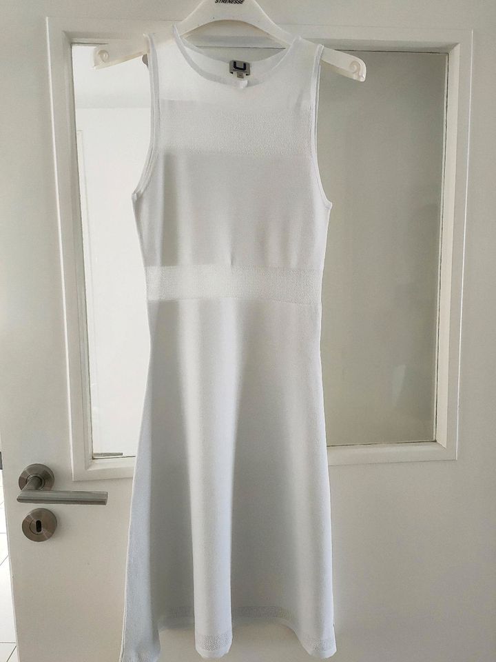 Weißes Kleid,  Viskose,  Größe M in Wernigerode
