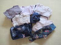 Babykleidung Gr. 52/56 Jacken Strampler Shirts Bodys Schlafsack Nordrhein-Westfalen - Löhne Vorschau