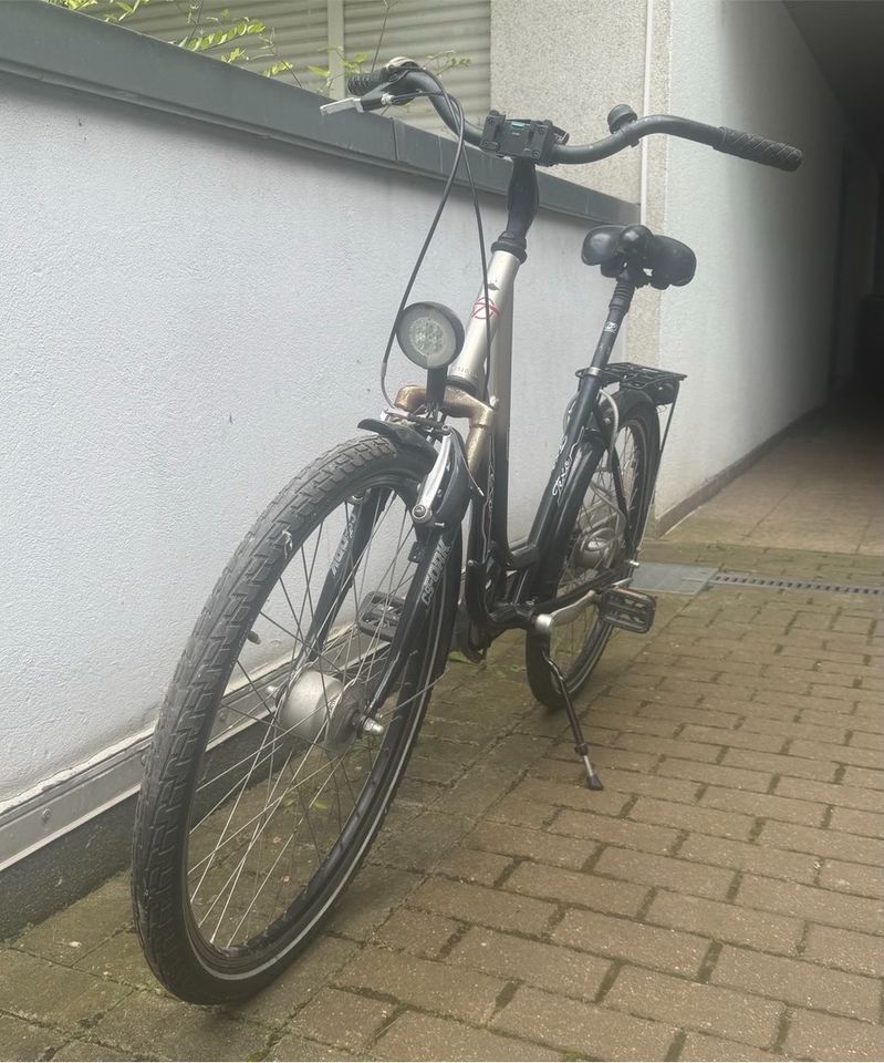 Fahrrad CS Fork Texo mit Continental Reifen in Leipzig