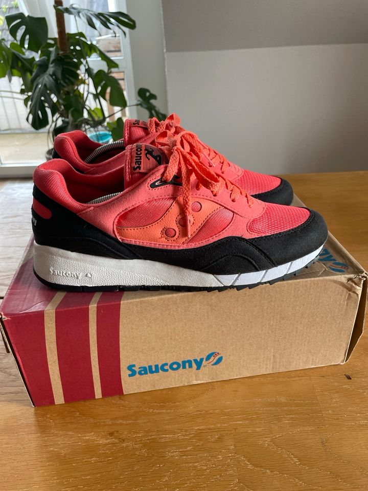 Saucony Shadow 6000 US 11 EU 45 Sneaker in Rastede