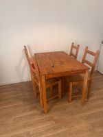 Holztisch zu verschenken ohne Stühle Esstisch Massivholz Köln - Mülheim Vorschau
