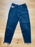 Tommy Hilfiger Mom Jeans used look Gr. 28/30 Neustadt - Huckelriede Vorschau