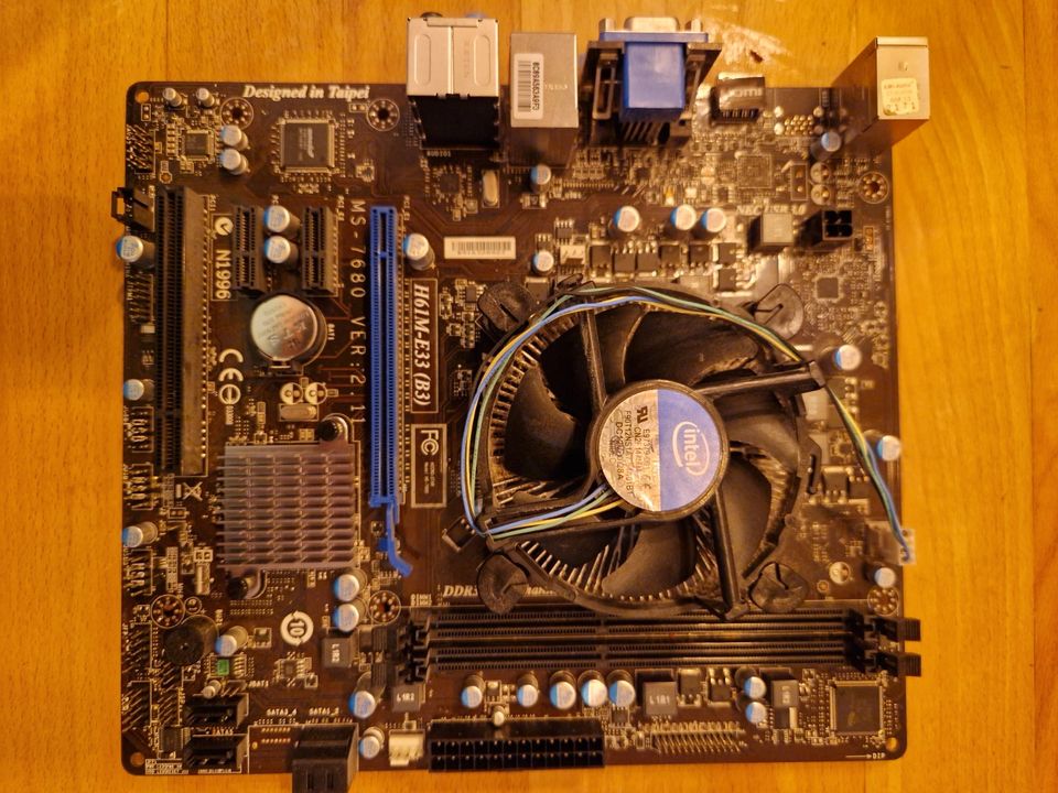 Mainboard + CPU (H61M-E33 + Intel i3 2nd Gen) - Defekt in Remagen