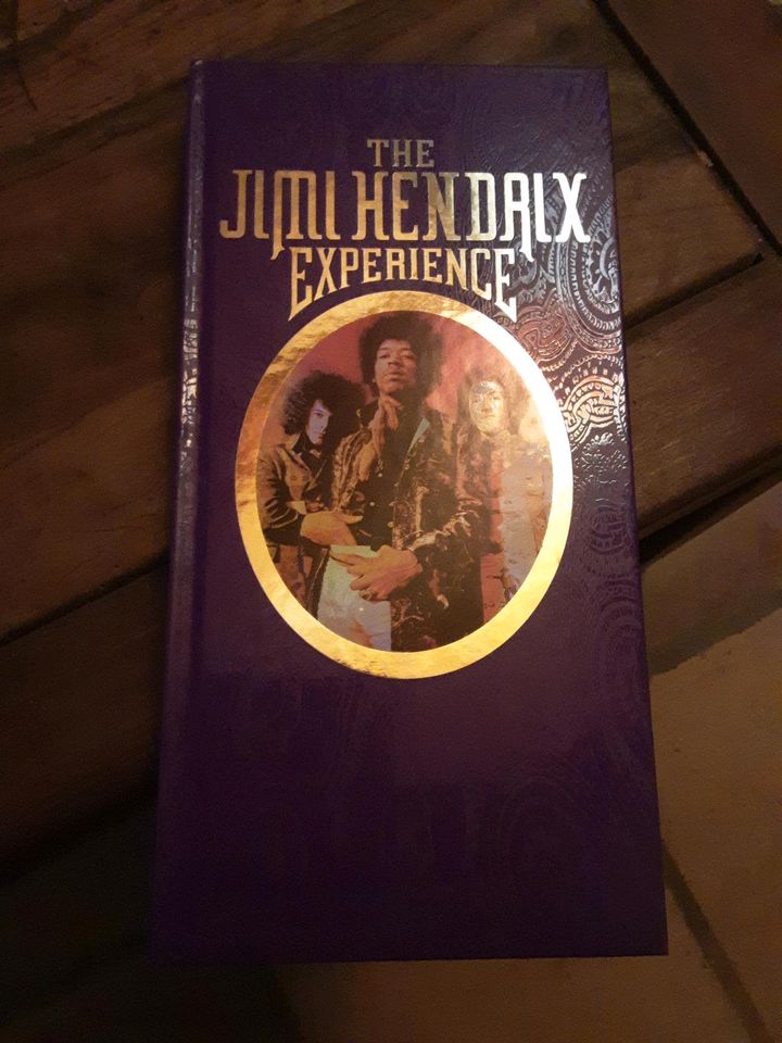 JIMI HENDRIX CD BOX in Borkum