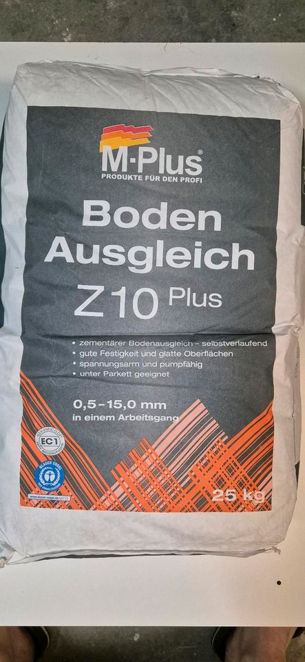 Ausgleichsmasse  Mplus z10 in Hamm