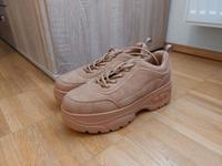 Plateauschuhe Sneaker Braun Stuttgart - Bad Cannstatt Vorschau