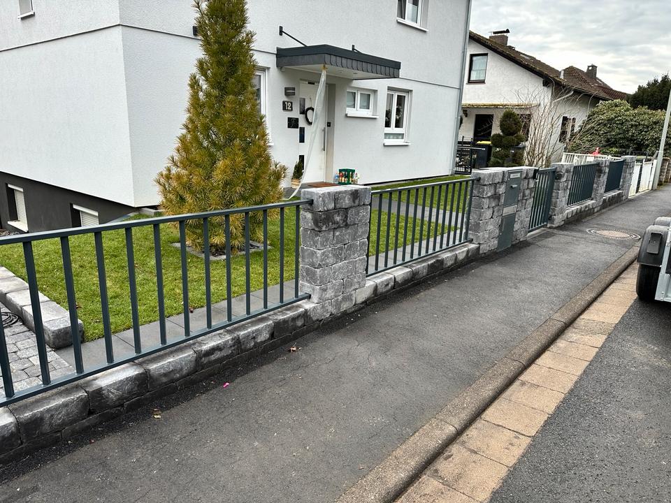 Doppelstabmattenzaun Gittermattenzaun Tor Sichtschutz Gabionen in Erlenbach am Main 