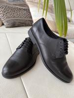 Puristische VAGABOND Business Echtleder Halbschuhe Schnürer 37 Bayern - Poing Vorschau